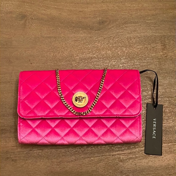 Versace La medusa icon quilted velvet pink Barbie leather crossbody bag NEW - Picture 2 of 9